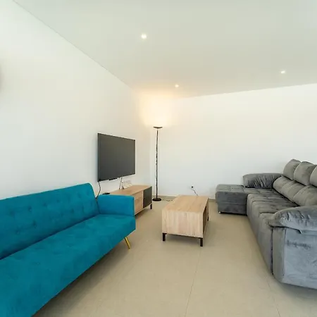 Apartament T2 Elia Nazaré