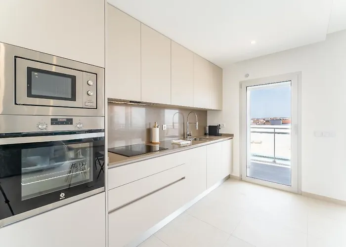 Apartament T2 Elia *